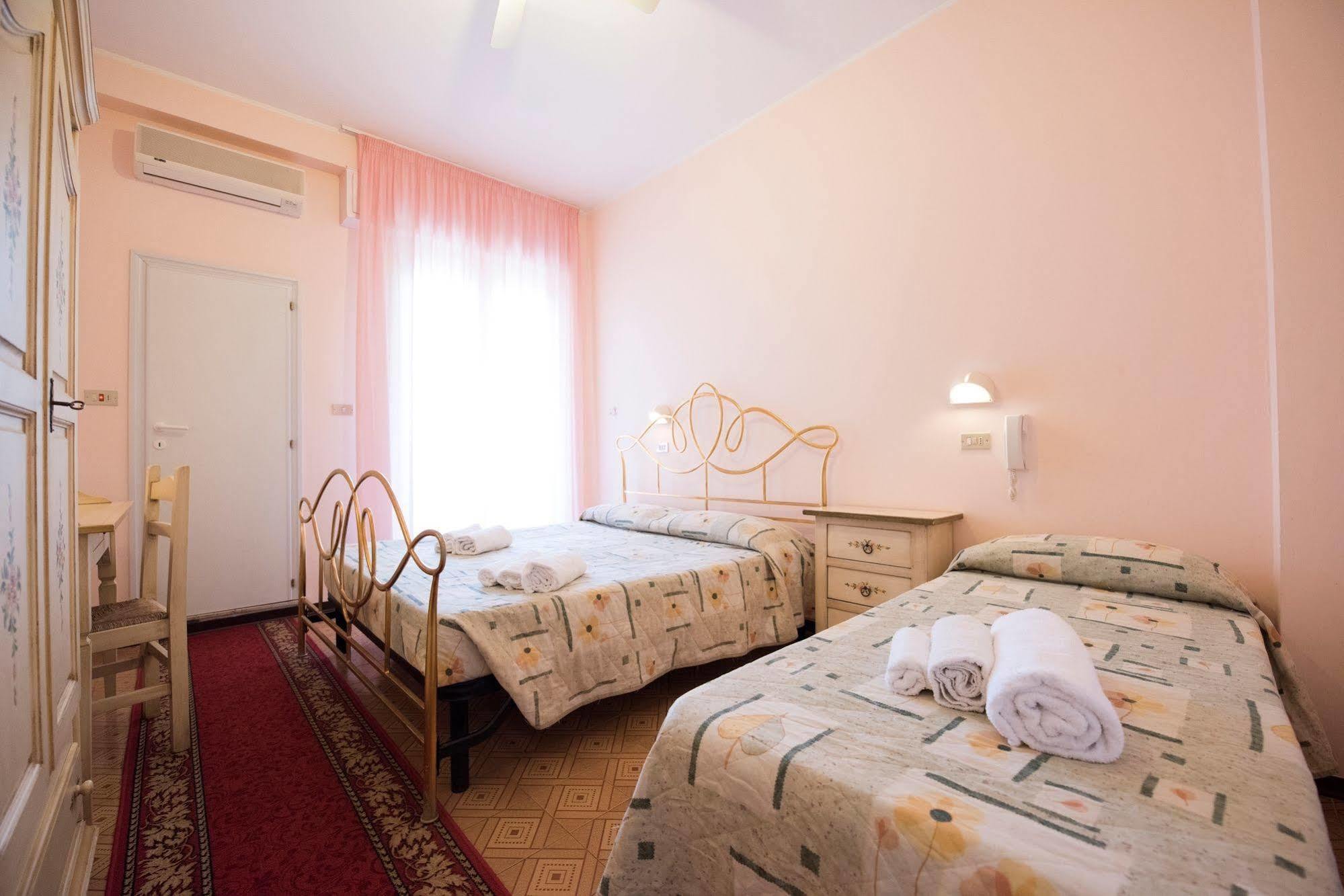 Hotel Settebello B&B Cesenatico Eksteriør bilde