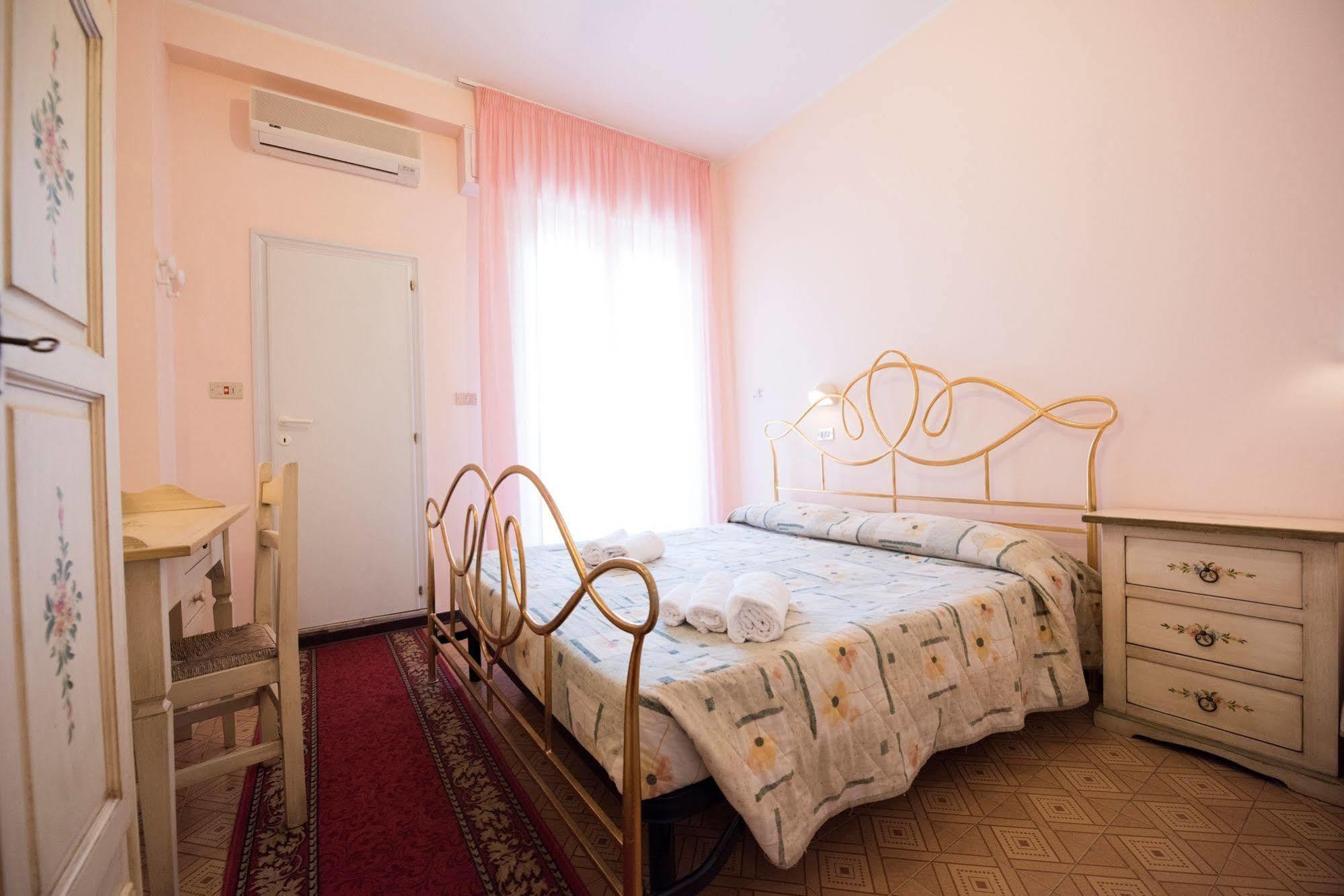 Hotel Settebello B&B Cesenatico Eksteriør bilde